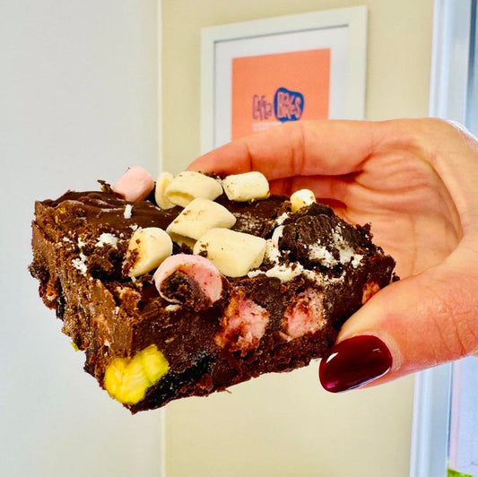 Gluten-free & Vegan Oreo, Cherry & Pistachio Rocky Road